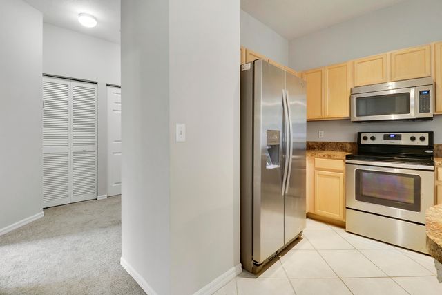 104 Lighthouse Circle H-2, Tequesta, FL 33469