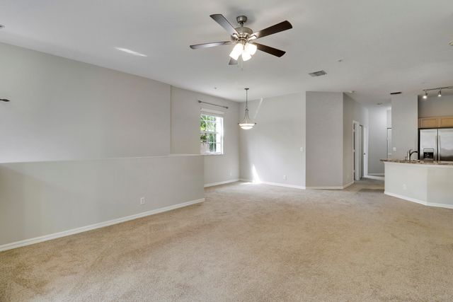 104 Lighthouse Circle H-2, Tequesta, FL 33469