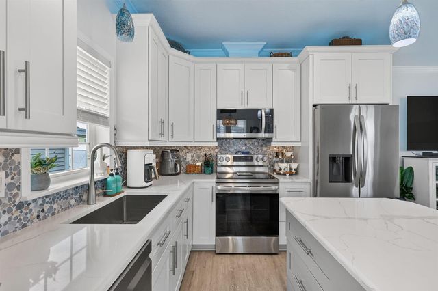 946 Nettles Boulevard, Jensen Beach, FL 34957