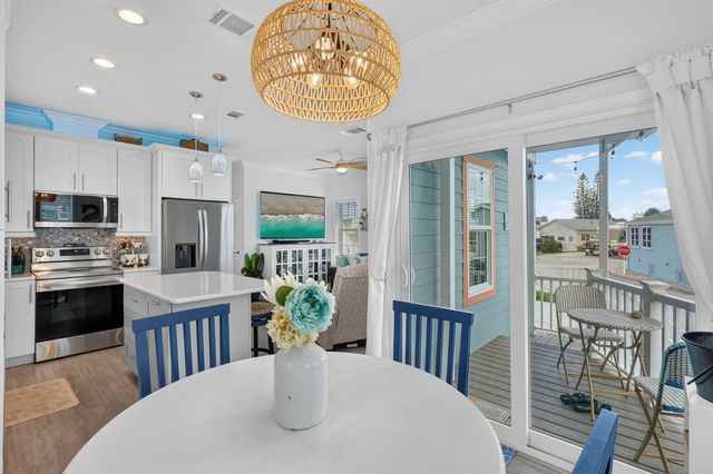 946 Nettles Boulevard, Jensen Beach, FL 34957