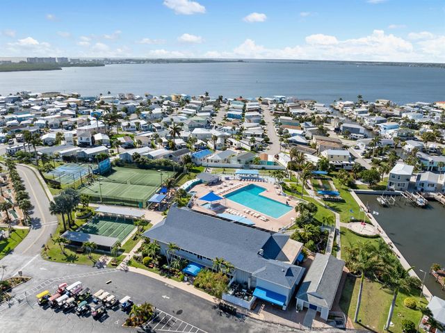 946 Nettles Boulevard, Jensen Beach, FL 34957