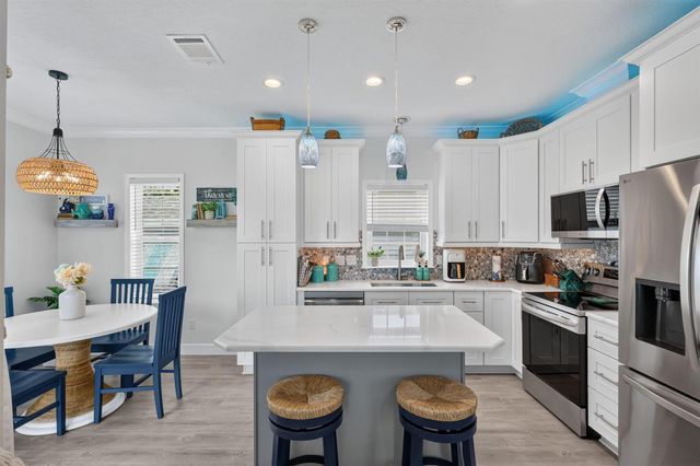 946 Nettles Boulevard, Jensen Beach, FL 34957