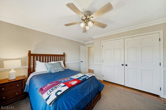 1 Laurel Ct, Oakland Boro, NJ 07436