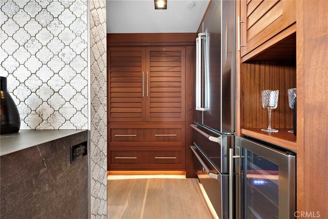 31678 Seacliff Drive, Laguna Beach, CA 92651