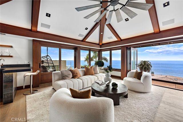 31678 Seacliff Drive, Laguna Beach, CA 92651