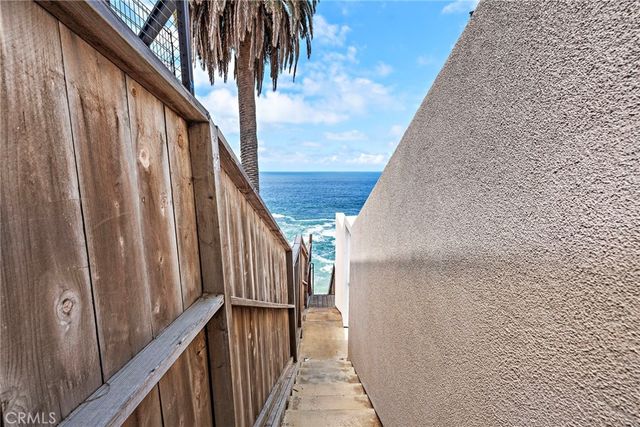 31678 Seacliff Drive, Laguna Beach, CA 92651