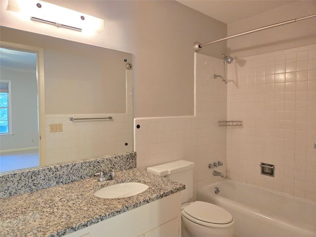 1500 Elton LN 2, Austin, TX 78703