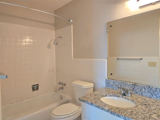 1500 Elton LN 2, Austin, TX 78703