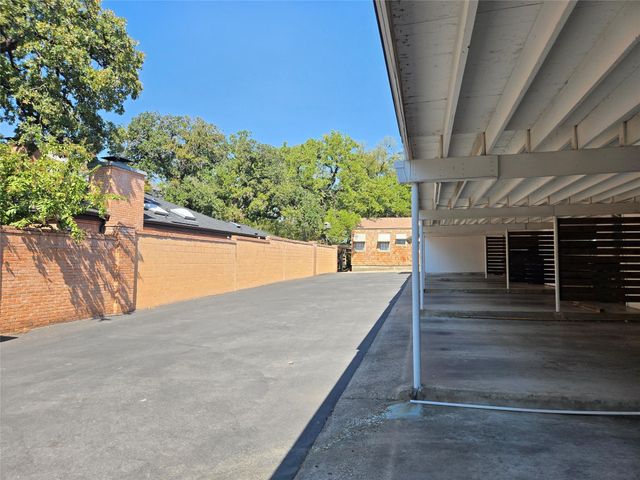 1500 Elton LN 2, Austin, TX 78703