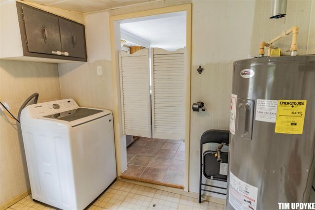 5924 E Sternberg Road, Fruitport, MI 49415