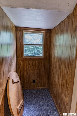 5924 E Sternberg Road, Fruitport, MI 49415