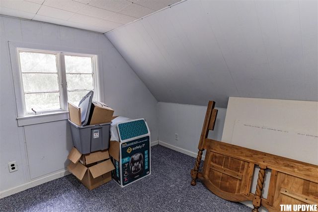 5924 E Sternberg Road, Fruitport, MI 49415