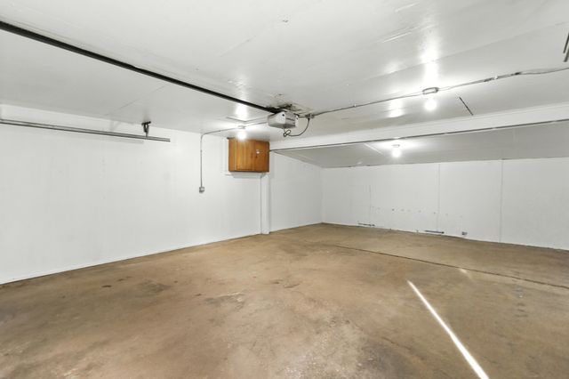 6233 N Sayre Avenue, Chicago, IL 60631