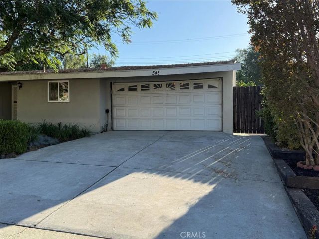 545 E Gainsborough Road, Thousand Oaks, CA 91360