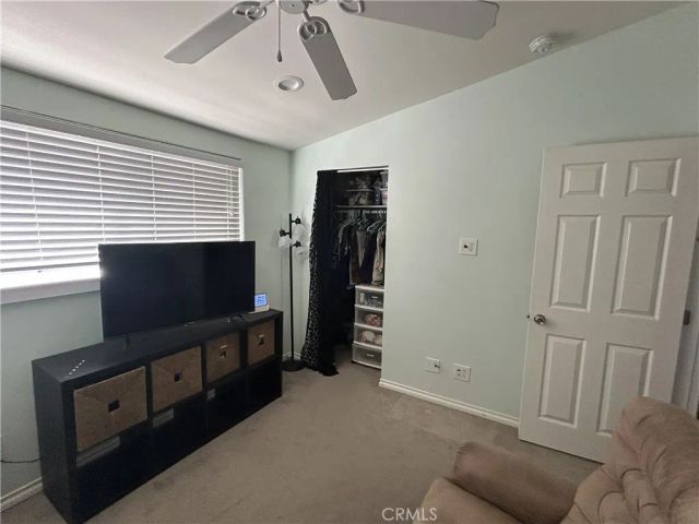 545 E Gainsborough Road, Thousand Oaks, CA 91360