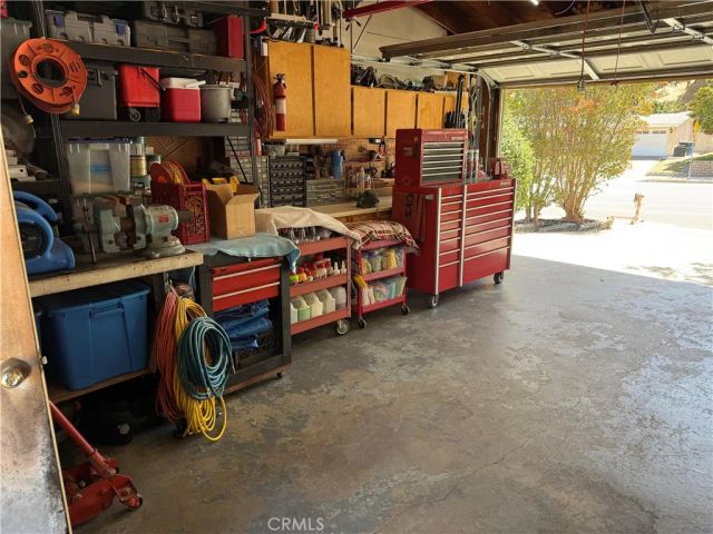 545 E Gainsborough Road, Thousand Oaks, CA 91360