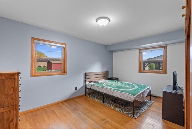 11924 W Ohio AVENUE, West Allis, WI 53227