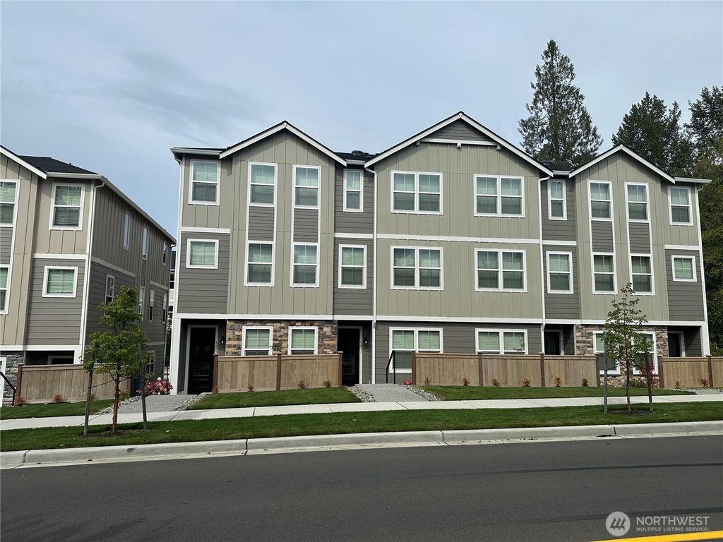 9007 172nd Street NE, Arlington, WA 98223