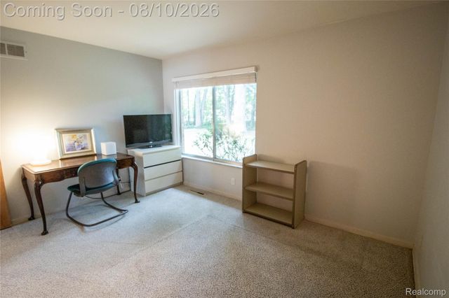 9302 Green Tree Drive, Grand Blanc Charter Township, MI 48439
