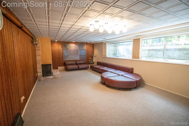 9302 Green Tree Drive, Grand Blanc Charter Township, MI 48439