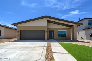 449 Davis Greenwood Court, Vinton, TX 79821