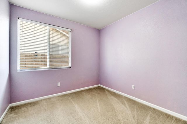 1049 Stanford Avenue, Madera, CA 93637