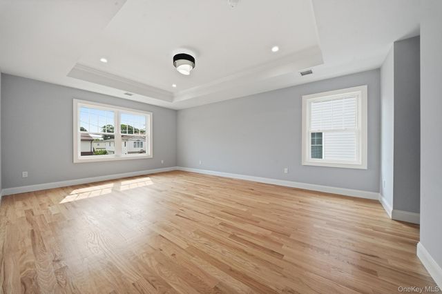 1586 Maeder Avenue, Merrick, NY 11566