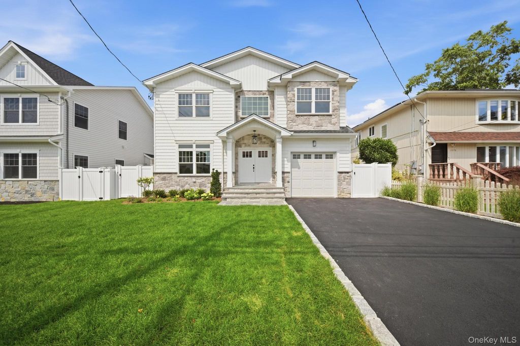 1586 Maeder Avenue, Merrick, NY 11566