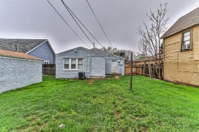 2310 15th Street, Lubbock, TX 79401