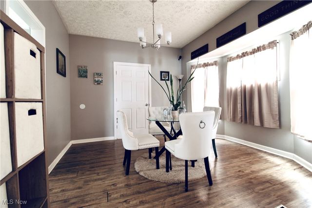 1122 West Avenue, Elyria, OH 44035