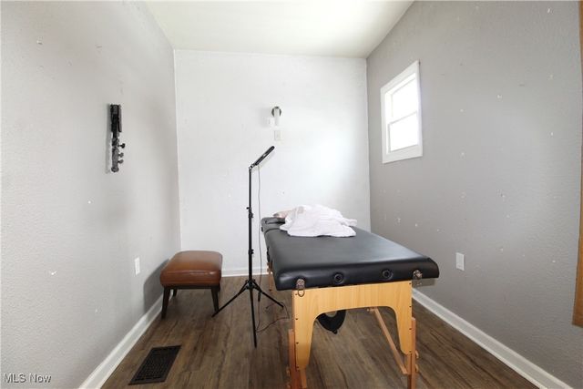 1122 West Avenue, Elyria, OH 44035