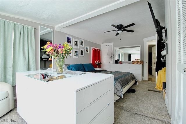 1122 West Avenue, Elyria, OH 44035