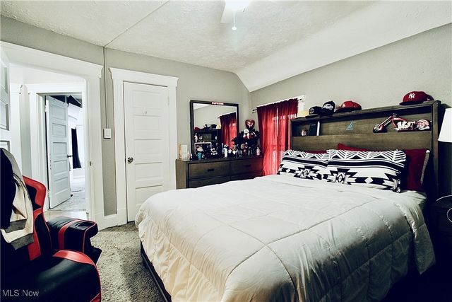 1122 West Avenue, Elyria, OH 44035