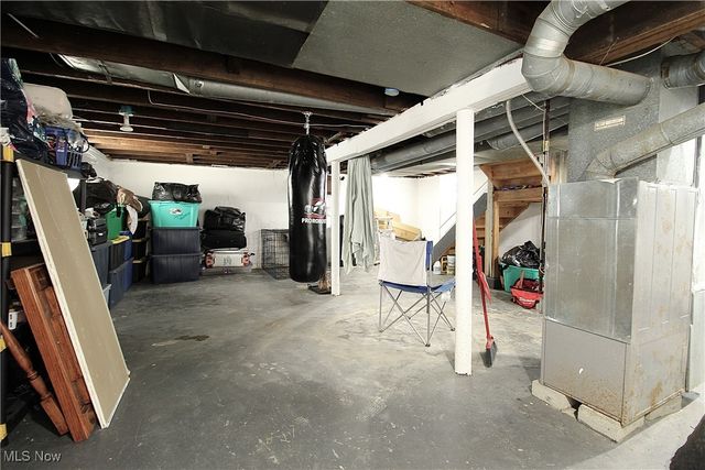 1122 West Avenue, Elyria, OH 44035