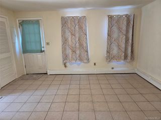 119 W Railroad Avenue, Garnerville, NY 10923