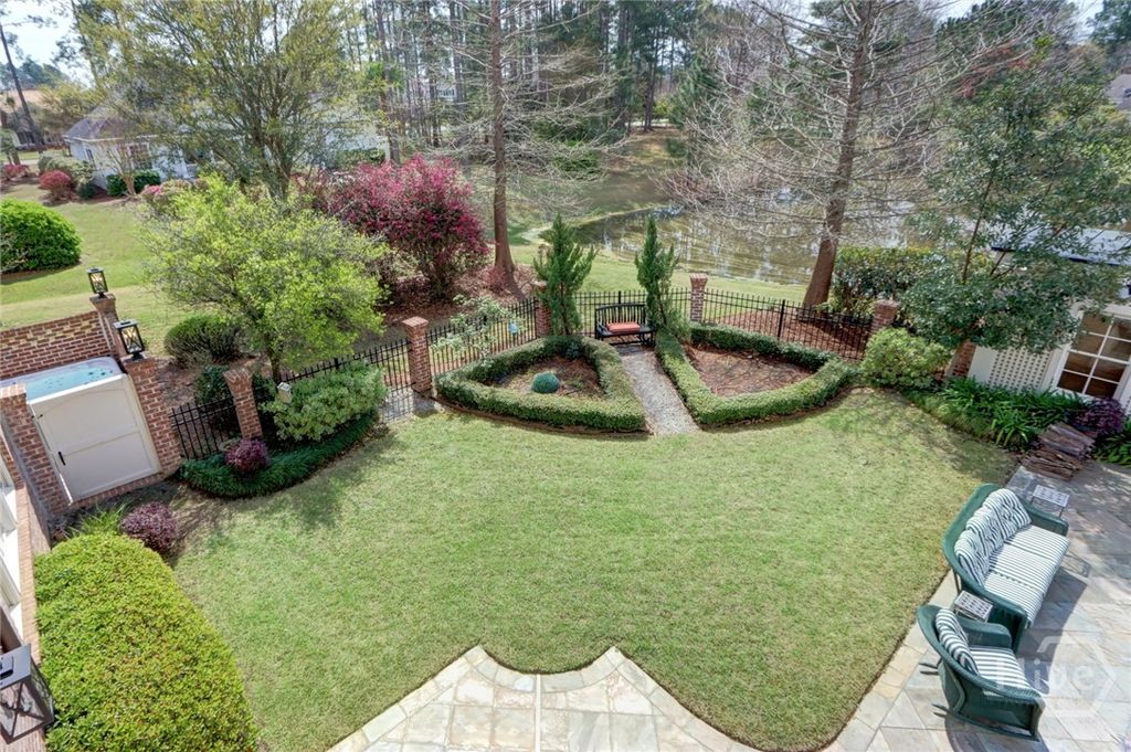 Image 60 of property listing at 135 Puttenham Crossing, Pooler, GA 31322