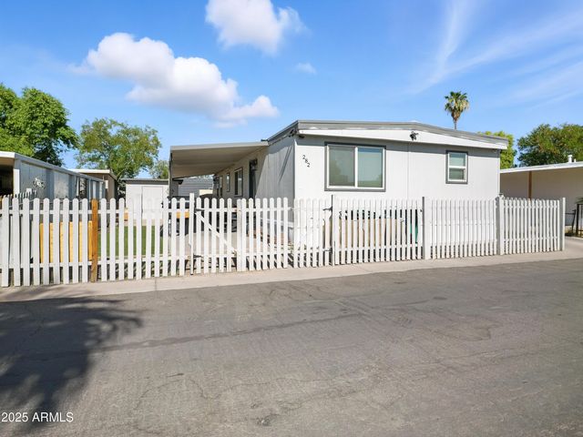 1001 N 43RD Avenue 282, Phoenix, AZ 85009