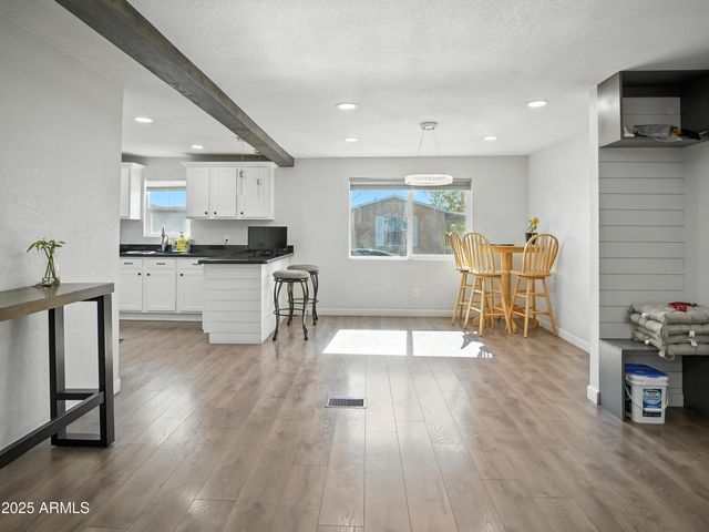 1001 N 43RD Avenue 282, Phoenix, AZ 85009