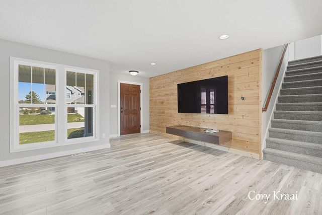 6233 Norfolk Drive, Norton Shores, MI 49444