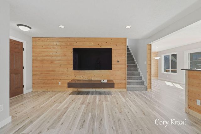 6233 Norfolk Drive, Norton Shores, MI 49444