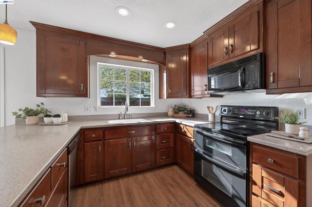 1185 El Dorado Drive, Livermore, CA 94550