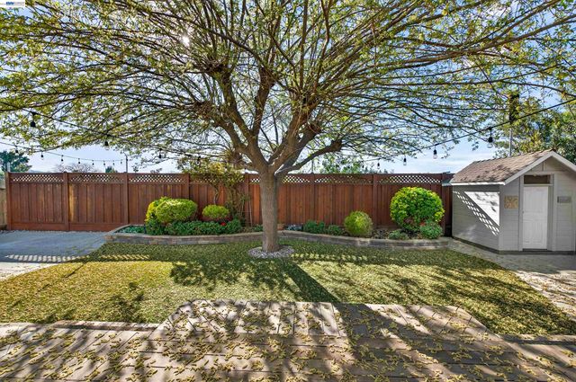 1185 El Dorado Drive, Livermore, CA 94550