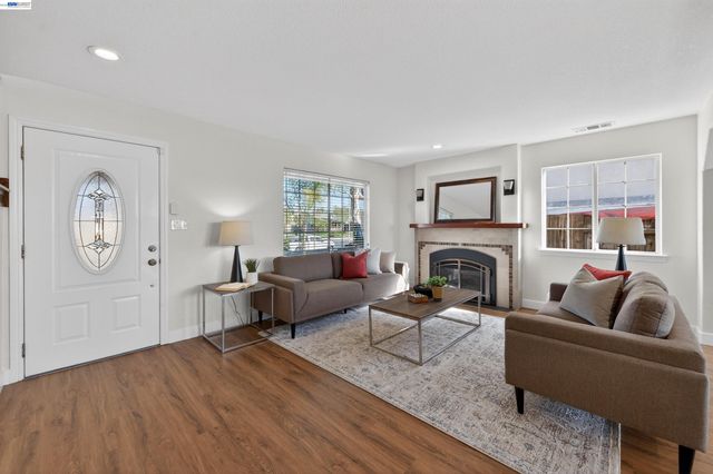 1185 El Dorado Drive, Livermore, CA 94550