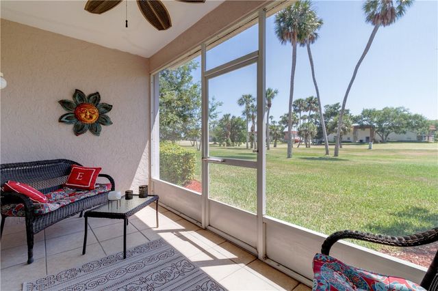 235 Grand Royale Circle 104, Vero Beach, FL 32962