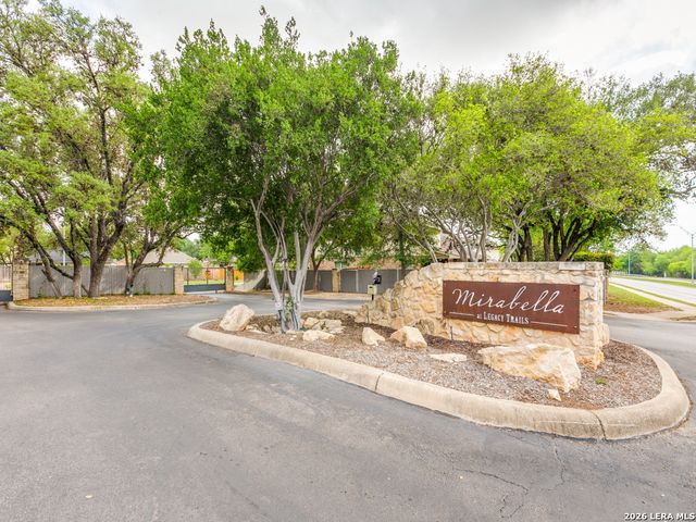 9614 Ed Wiseman Trl, San Antonio, TX 78251