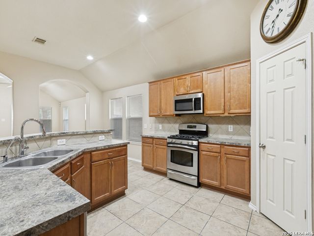 9614 Ed Wiseman Trl, San Antonio, TX 78251