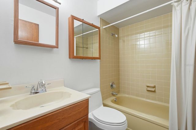 11 WILDWOOD DRIVE, Edgewater, FL 32132