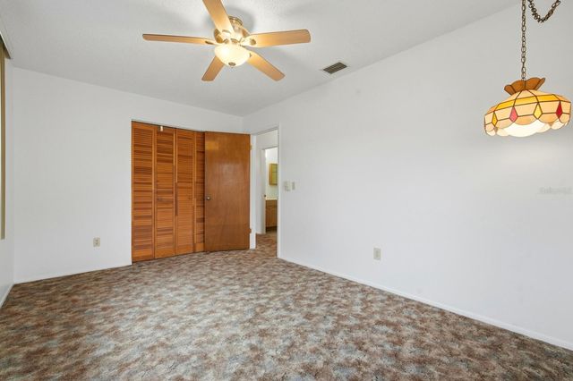 11 WILDWOOD DRIVE, Edgewater, FL 32132