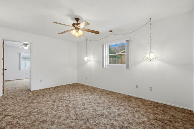 11 WILDWOOD DRIVE, Edgewater, FL 32132