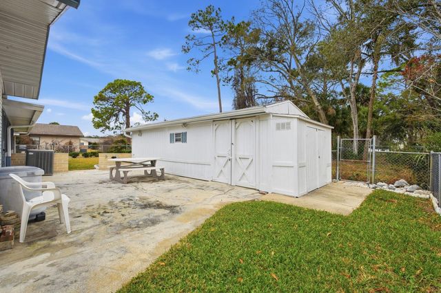 11 WILDWOOD DRIVE, Edgewater, FL 32132